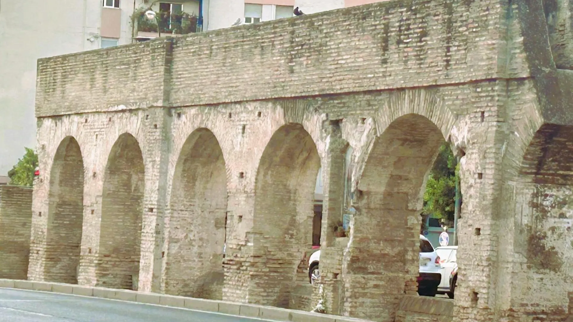 Puerta Carmona Daire Sevilla